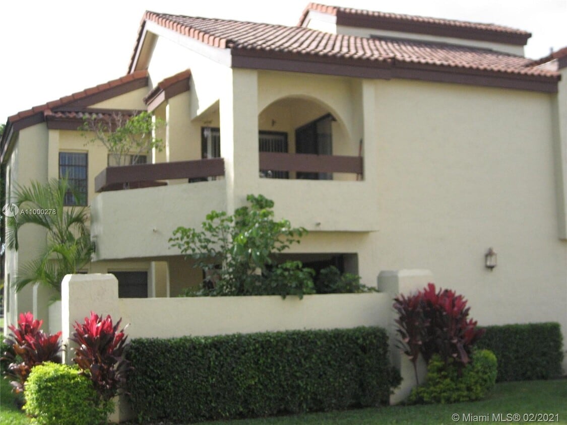 Primary Photo - 9070 SW 125th Ave