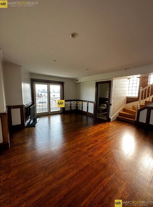 Foto del edificio - 239 Webster St