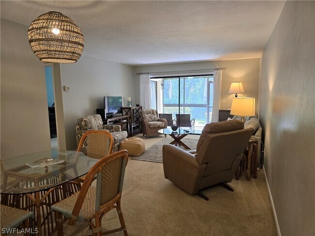 Building Photo - 6142 Whiskey Creek Dr