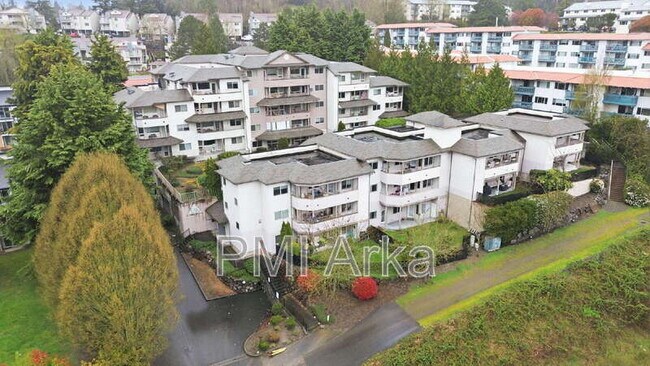 Foto del edificio - 15340 Macadam Rd S