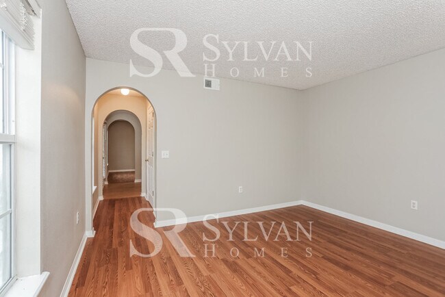 Foto del edificio - Your Dream Awaits: A Haven of Style and Se...