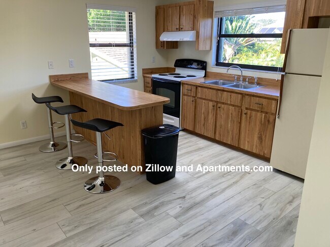 Foto del edificio - 9812 SE Highborne Way