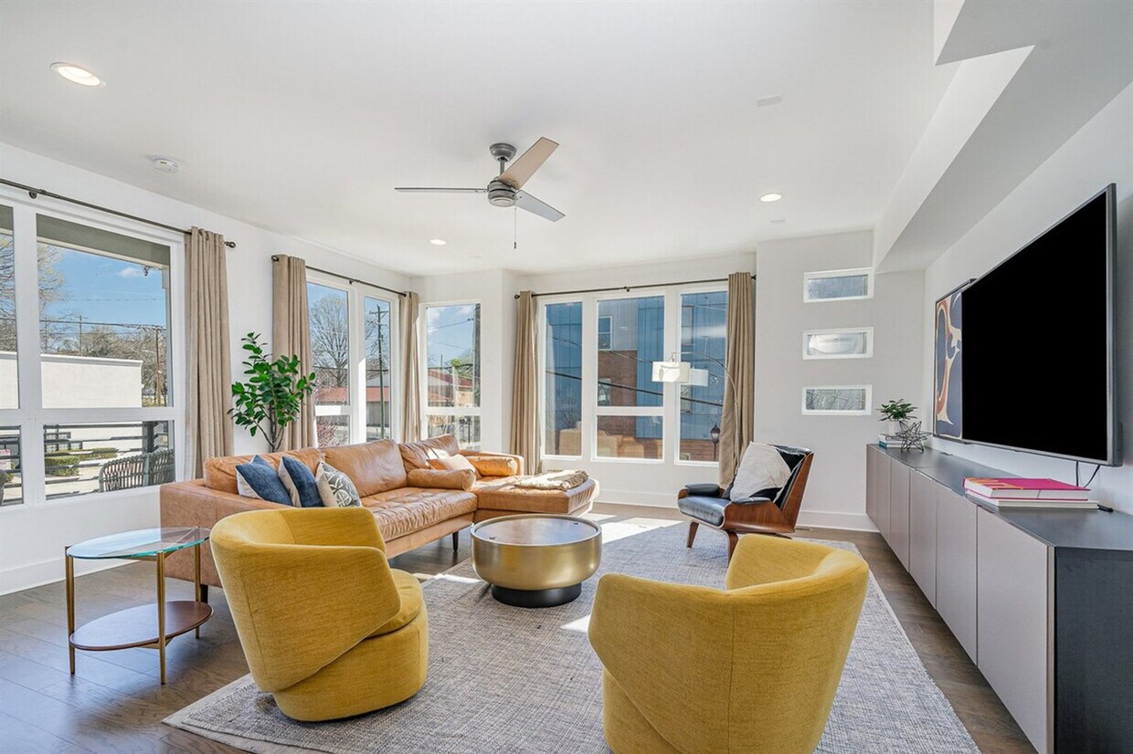 Foto principal - 1659 Duckworth Ave