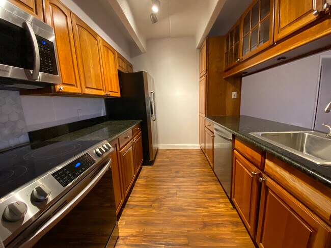 Foto del edificio - 777 N Washington St