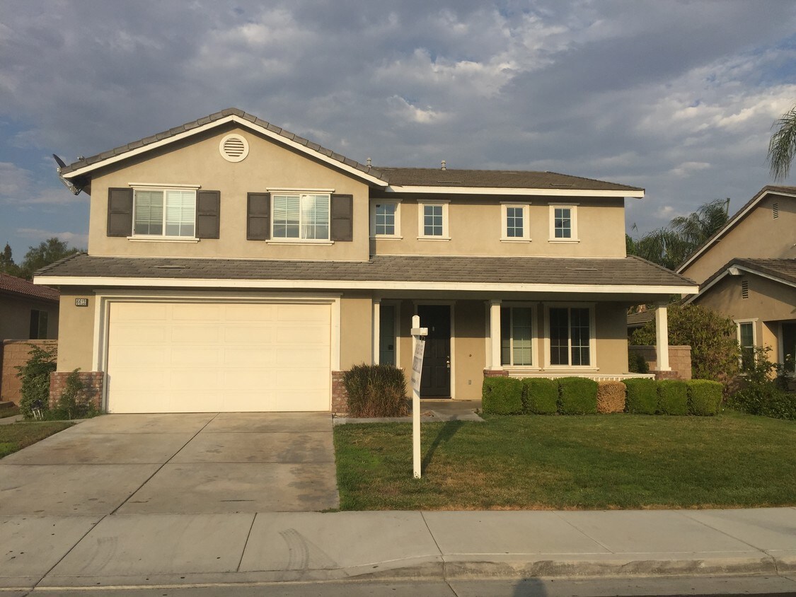 Front of home - 6612 Cedar Creek Rd