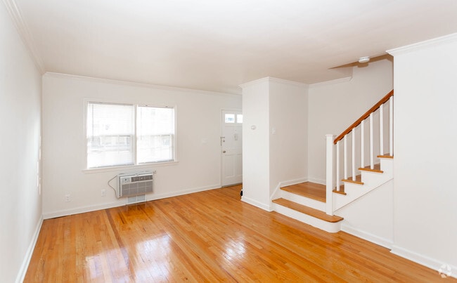 Living Room - General Wayne and Ridgedale Gardens