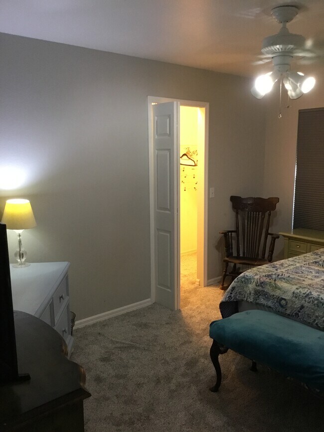 Foto del edificio - 411 SE 16th St