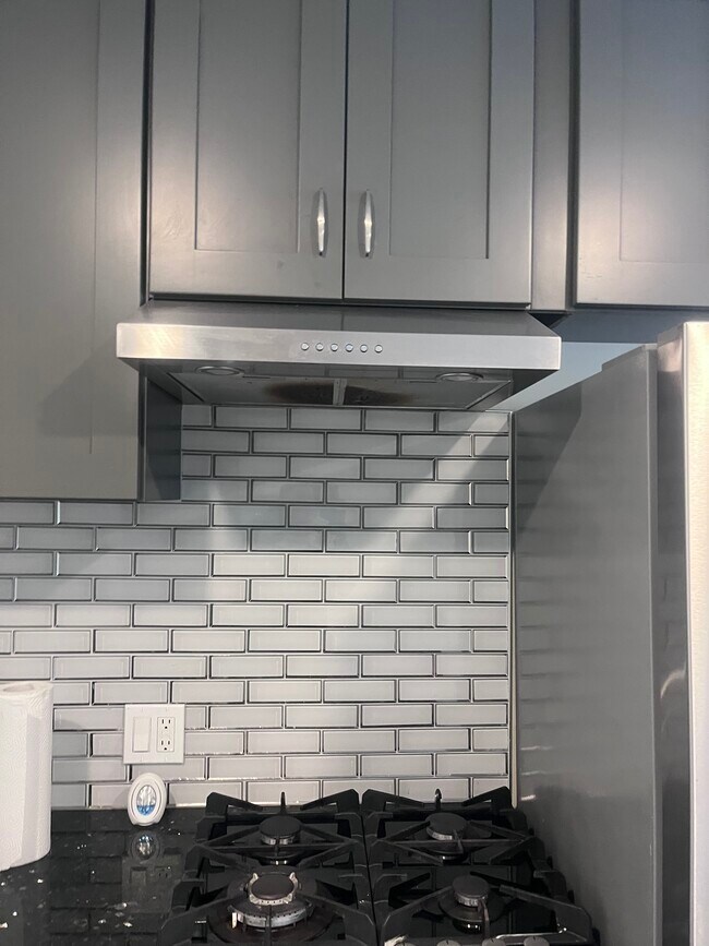 Foto del edificio - 144 F St