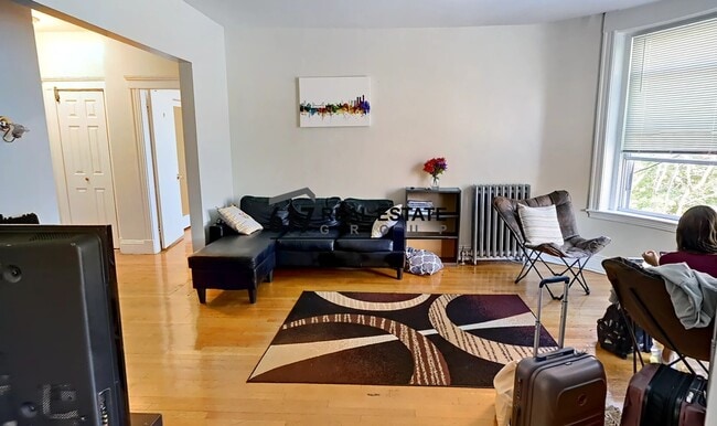 Foto del edificio - 1232 Beacon St