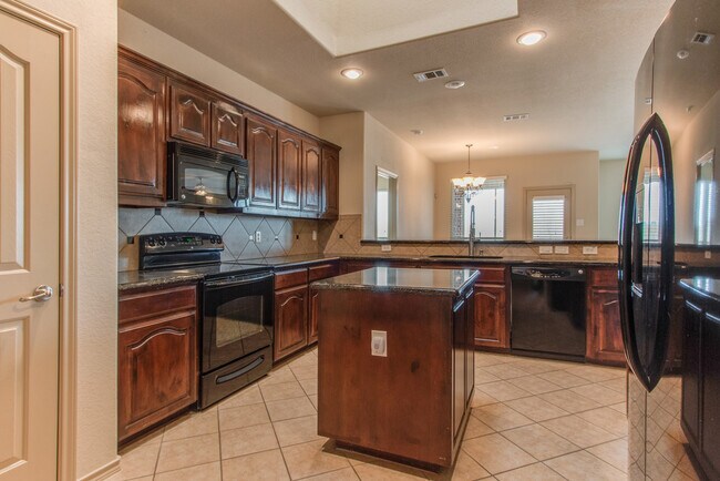 Foto del edificio - 3220 Hornbeam St