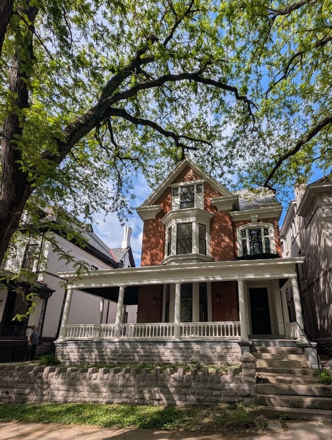 Photo - Beautifully Renovated, Elegant Apartments in Historic Covington
