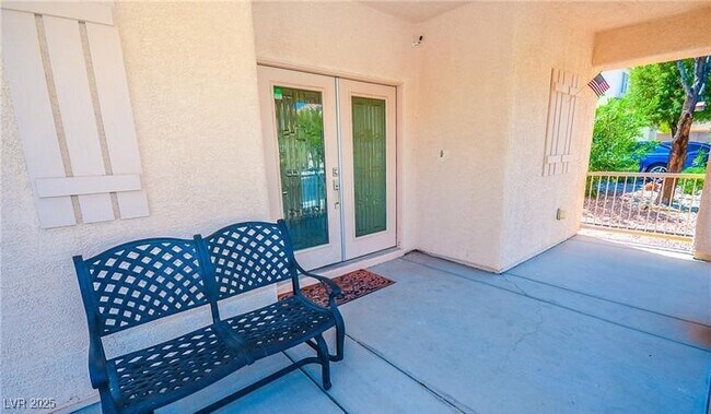 Foto del edificio - 8923 Deep Ridge Ct