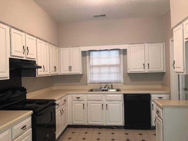 Building Photo - 7115 Falls Hollow Cv