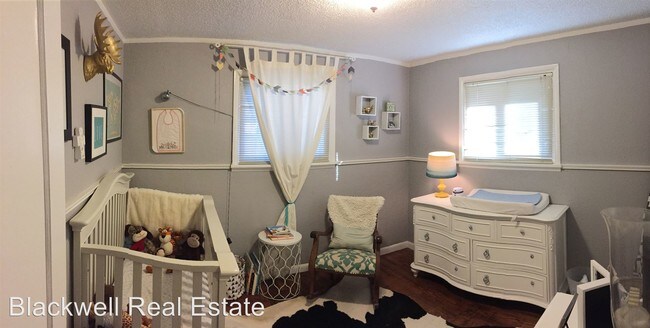 Building Photo - 3 br, 1 bath House - 1316 13th Ct SE