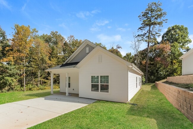 Building Photo - 5507 Laborde Ave