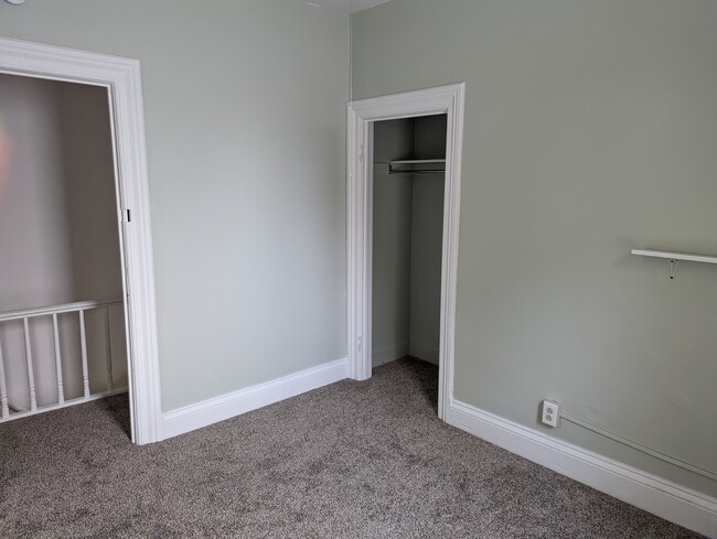 Foto del edificio - 527 Hopson St NE