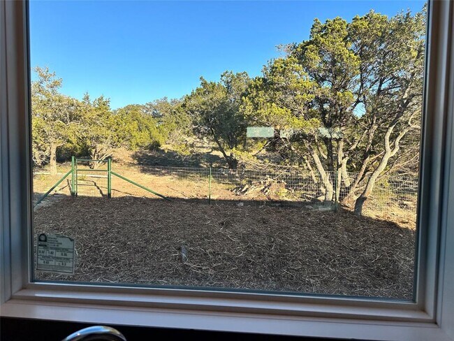 Foto del edificio - 199 Harmony Wood Ln