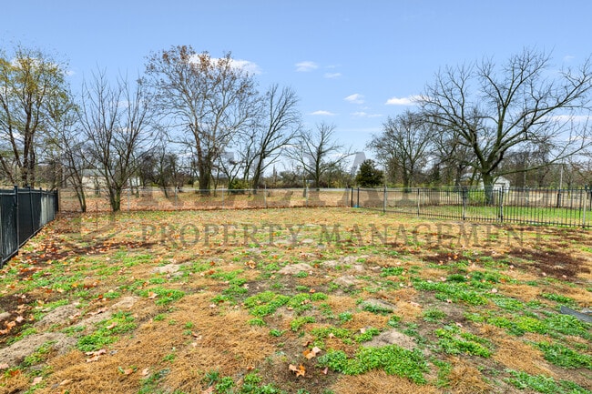 Foto del edificio - 3413 E Aster St