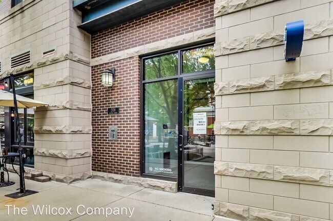 Foto del edificio - 2326 W Giddings St