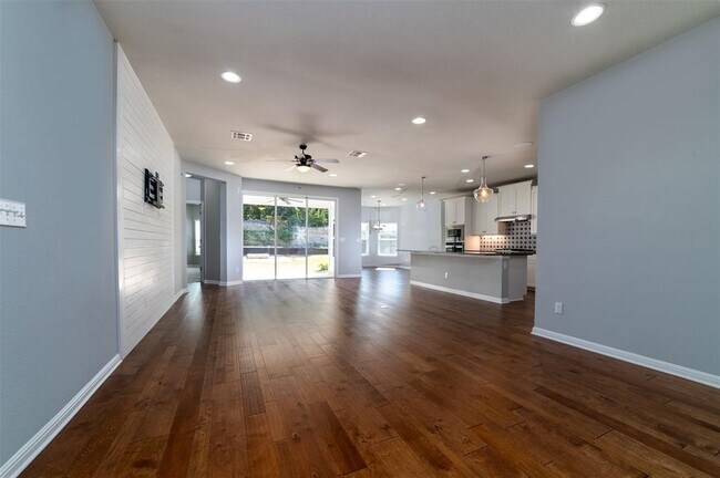 Building Photo - 109 Roseheath Ln