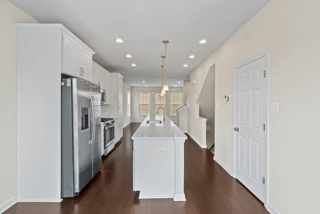 Building Photo - 7113 Brick Kiln Cir
