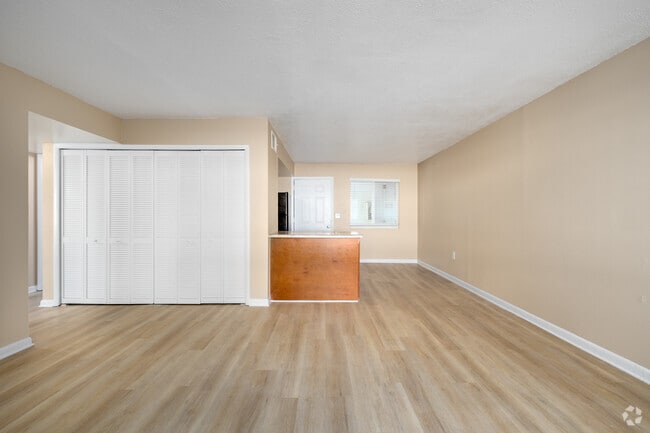 Interior Photo - Palm Villas