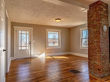 Building Photo - 259 Devils Hollow Rd