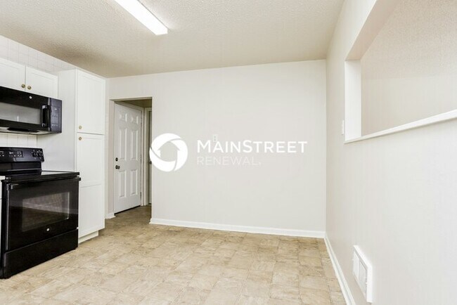 Building Photo - 3 Bedroom Pet-Friendly Home in St. Louis, MO with Main Street Renewal