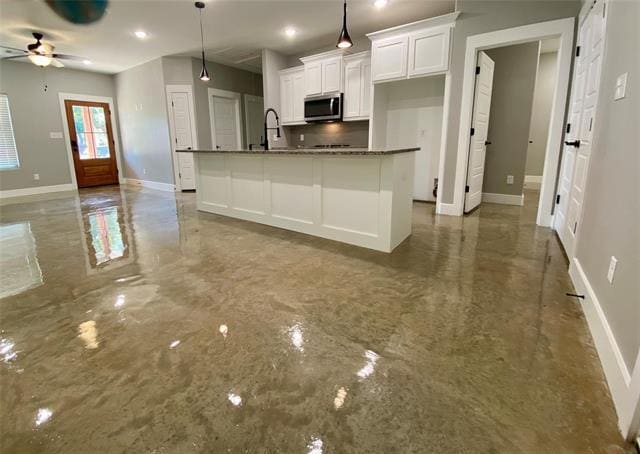 Building Photo - 219 W Walker St