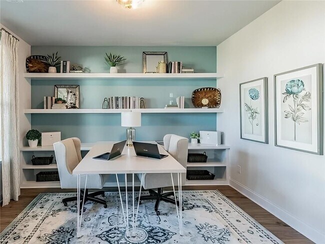 Foto del edificio - 7930 Tiberon Pkwy