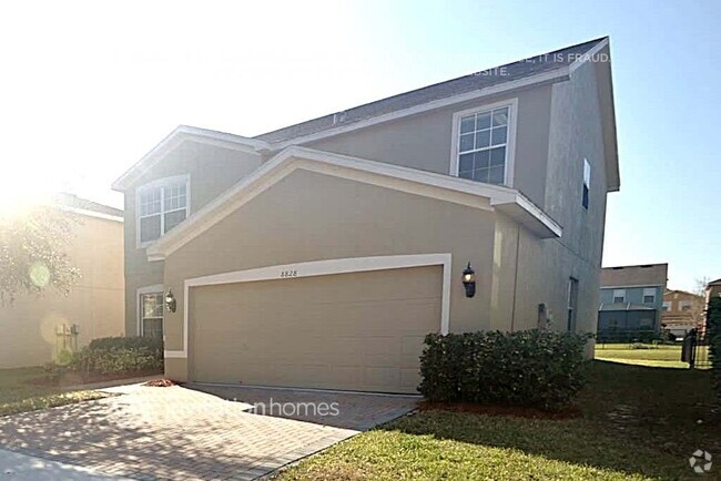 Building Photo - 8828 Royal Enclave Blvd