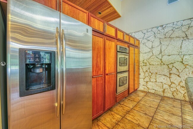 Foto del edificio - 7997 SW 76th Ave