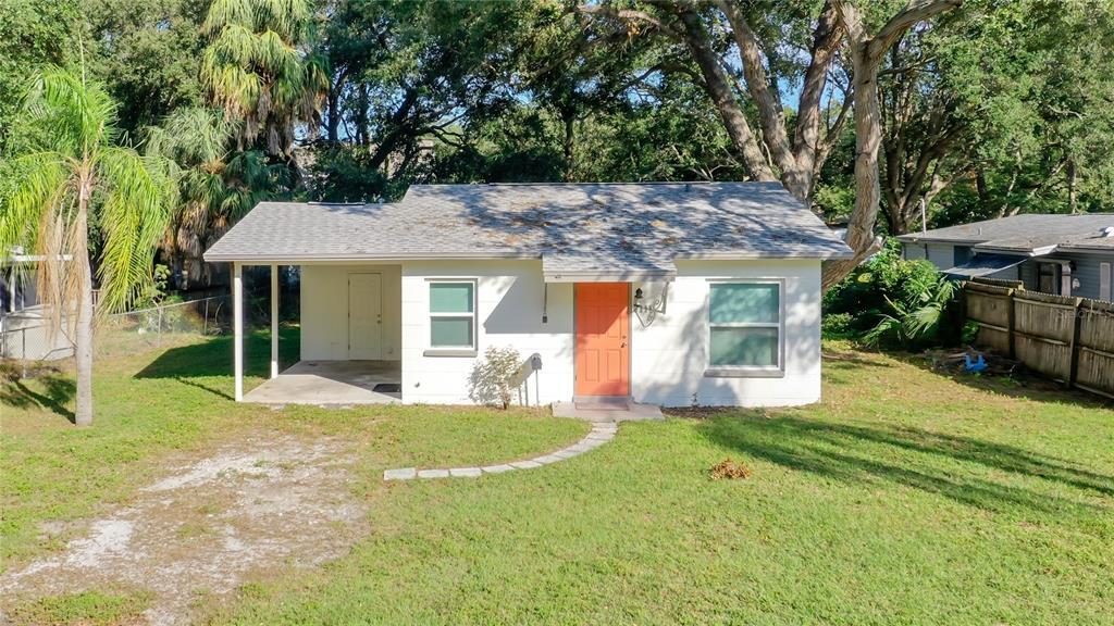 Foto principal - 8111 30th Ave N