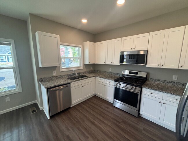 Building Photo - 158 Apache Ln
