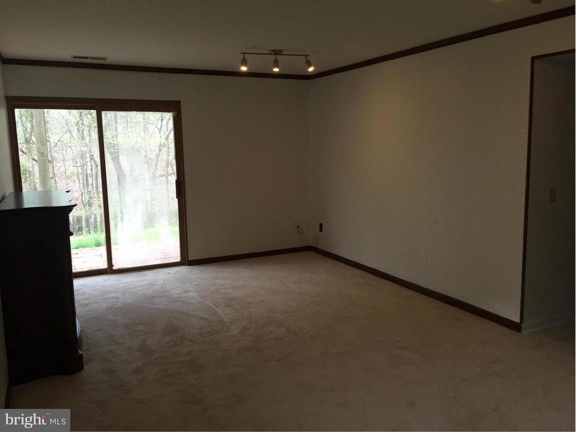 Foto principal - 12726 Torrington St