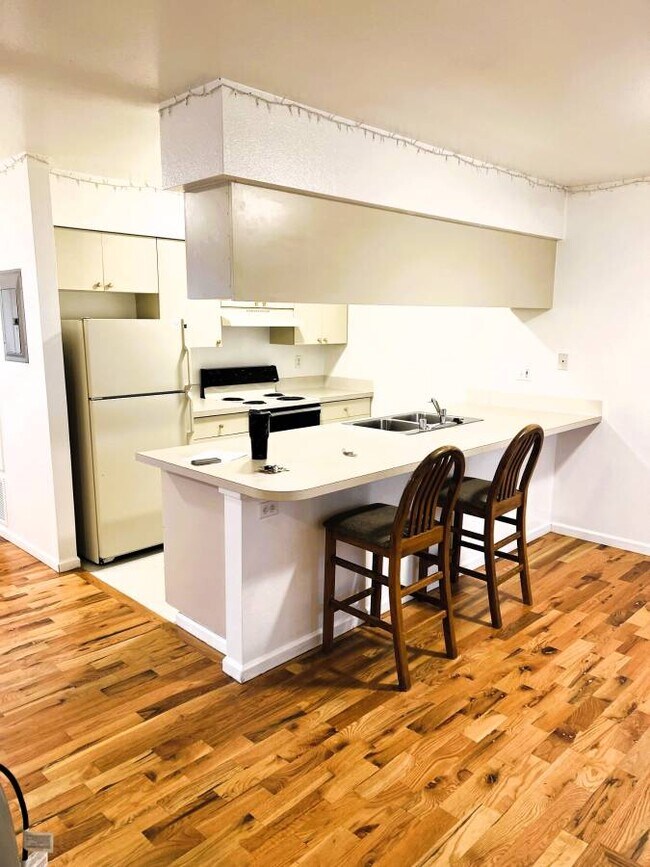 Foto del edificio - 1817 10th Ave