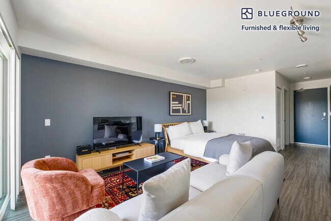 Foto del edificio - 4609 Union Bay Pl NE