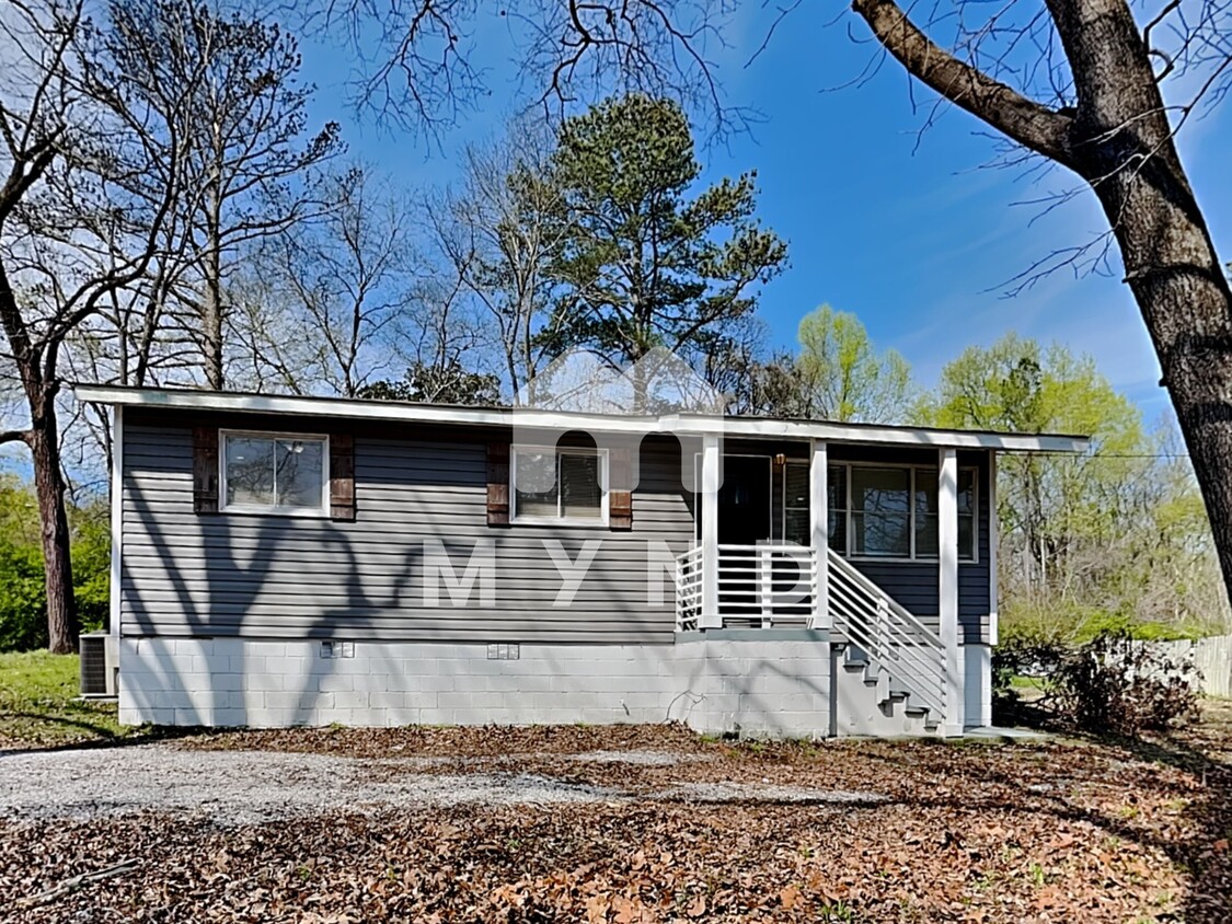 Primary Photo - 212 7th Ave
