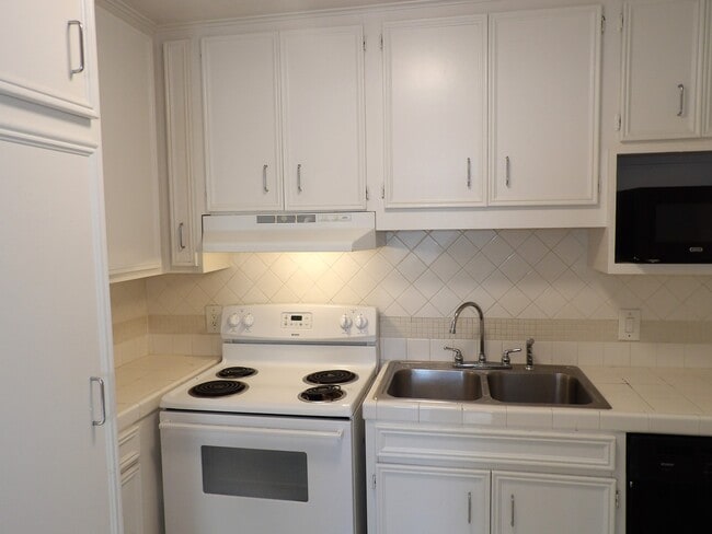 Foto del edificio - 4311 Cole Ave