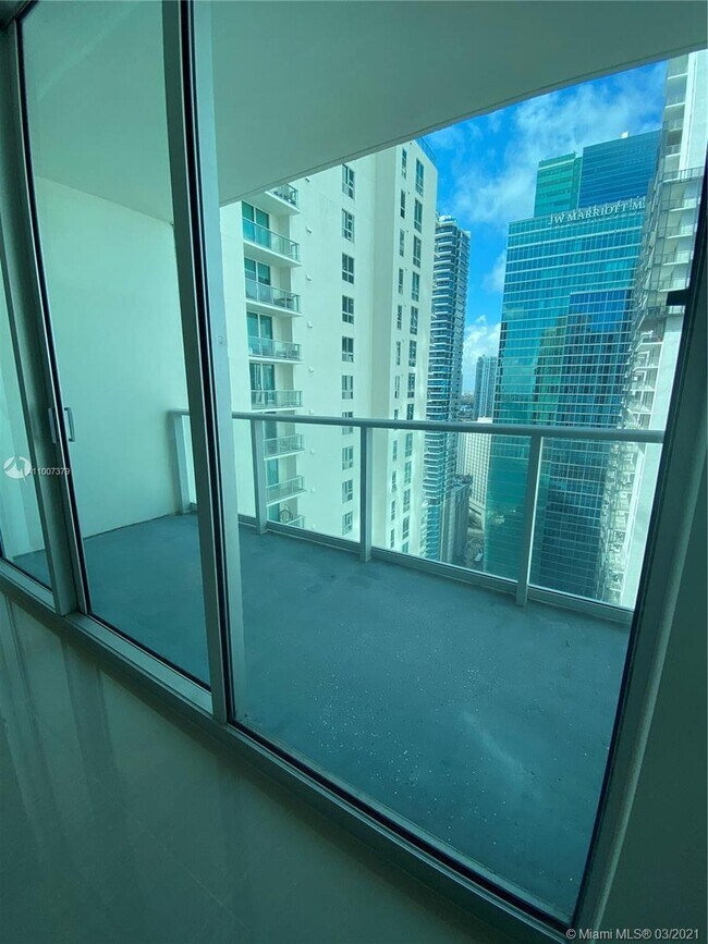 Building Photo - 300 S Biscayne Blvd