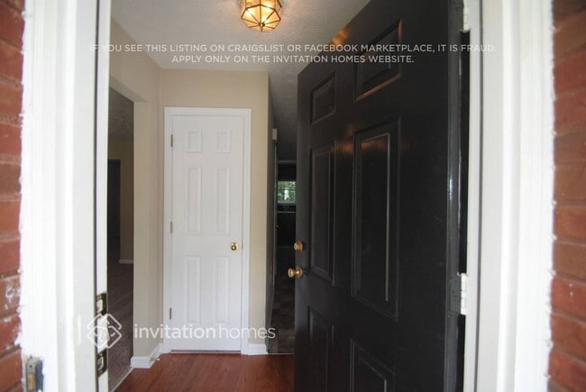 Foto del edificio - 455 Allens Landing Ct