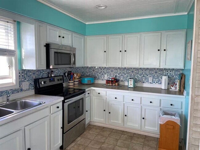 Building Photo - 54066 Marlin Dr