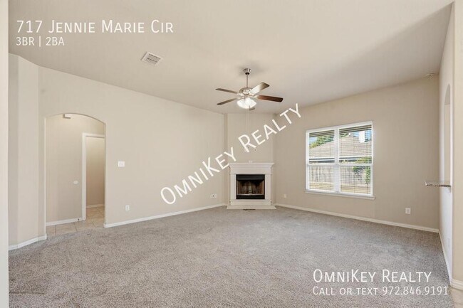 Building Photo - 717 Jennie Marie Cir