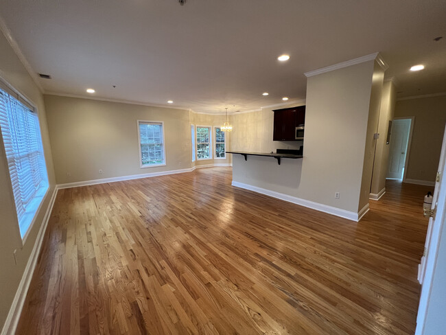 Foto del edificio - 109 Hawthorne Ave
