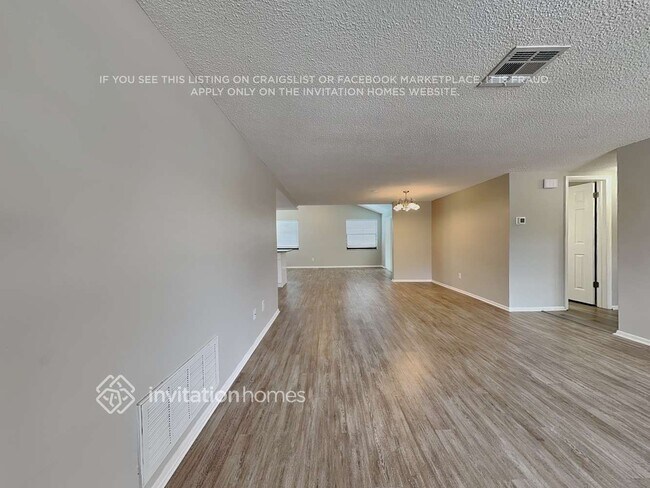 Foto del edificio - 16033 Villa Dr