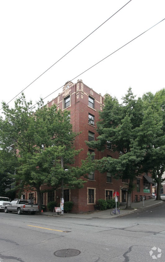 Building Photo - Burlingame Apartments