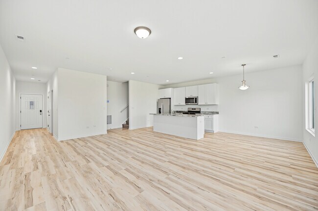 Foto del edificio - 1215 Gillespie Ln