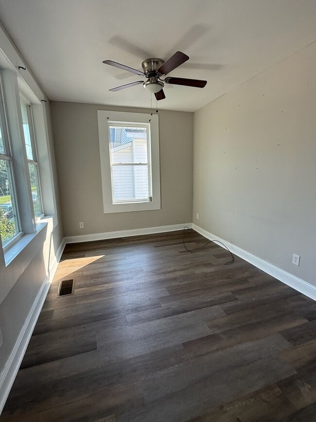 Photo - 4 Poplar St Apartment