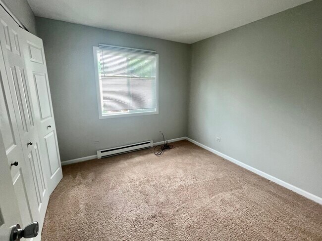 Building Photo - 627 Chardonnay Ln