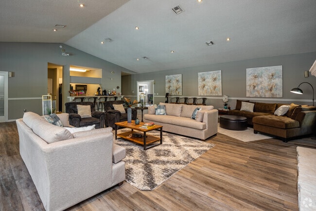 Interior Photo - The Trails